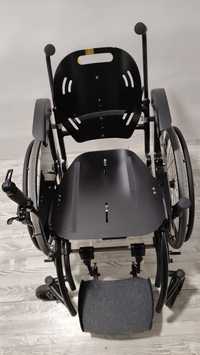 Wózek inwalidzki firmy Desino
