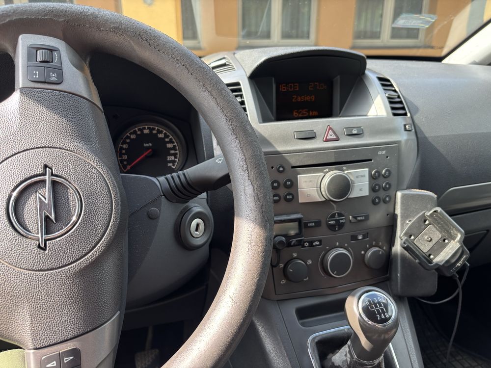 Opel zafira B 1.9CDTI