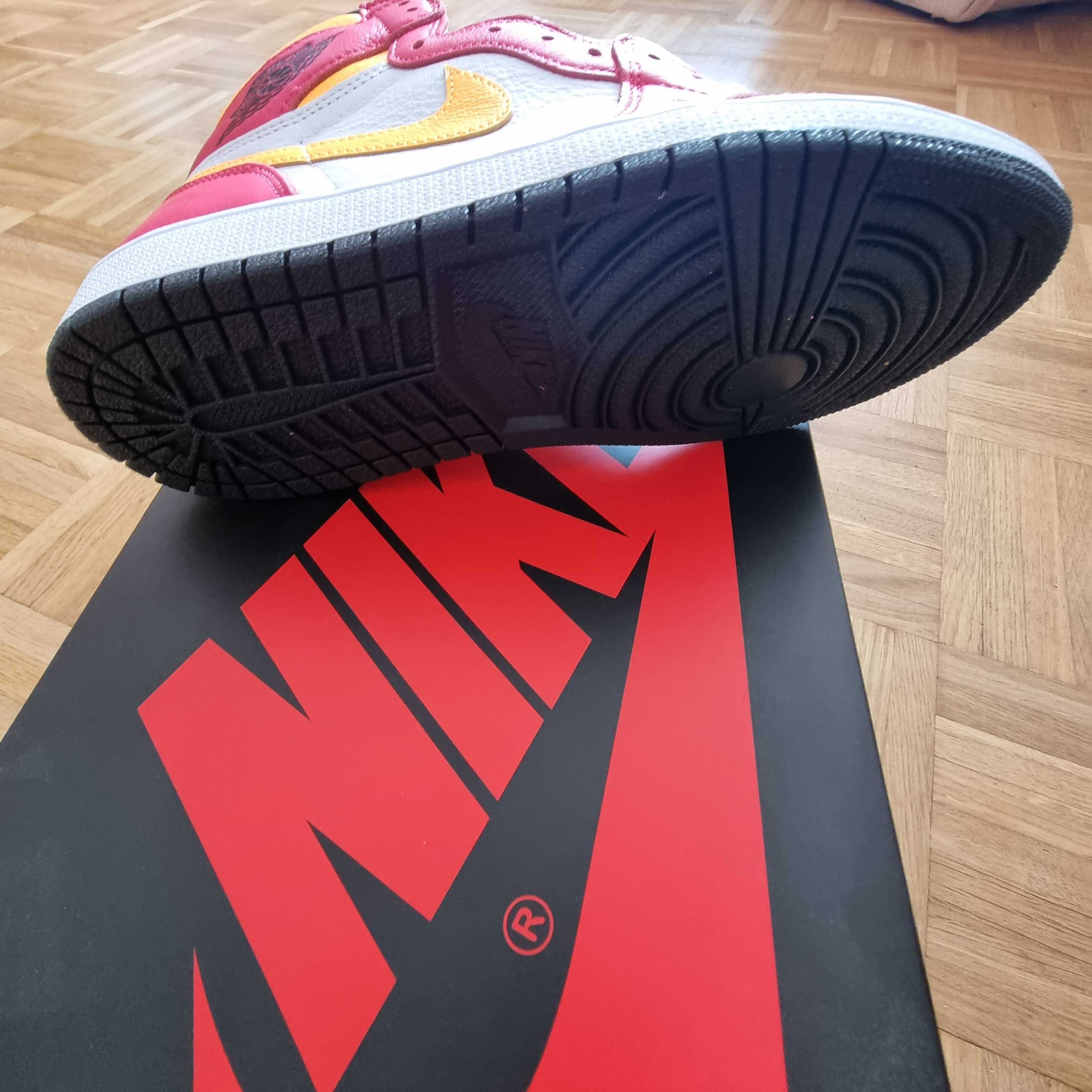 Air Jordan 1 Retro High Og Light Fusion Red