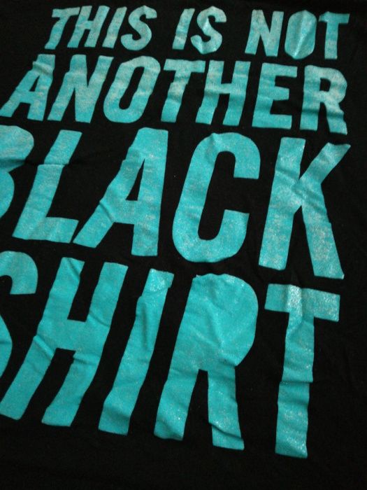 Bershka t-shirt koszulka damska czarna rozmiar M stan bardzo dobry