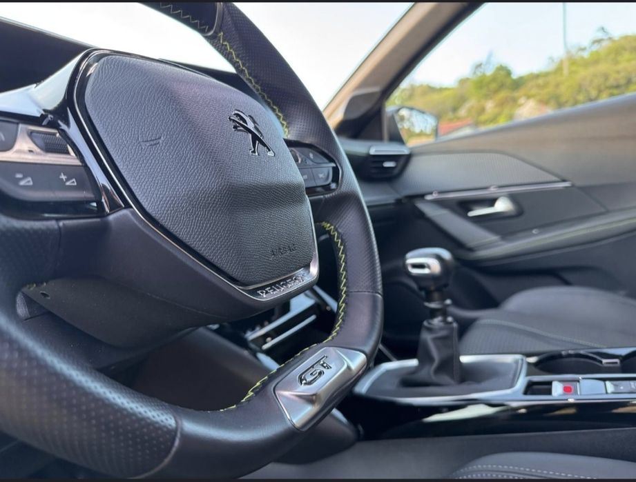 Peugeot 208 Gt 2023