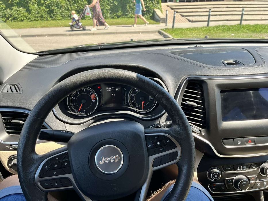 Jeep Cherokee 2019