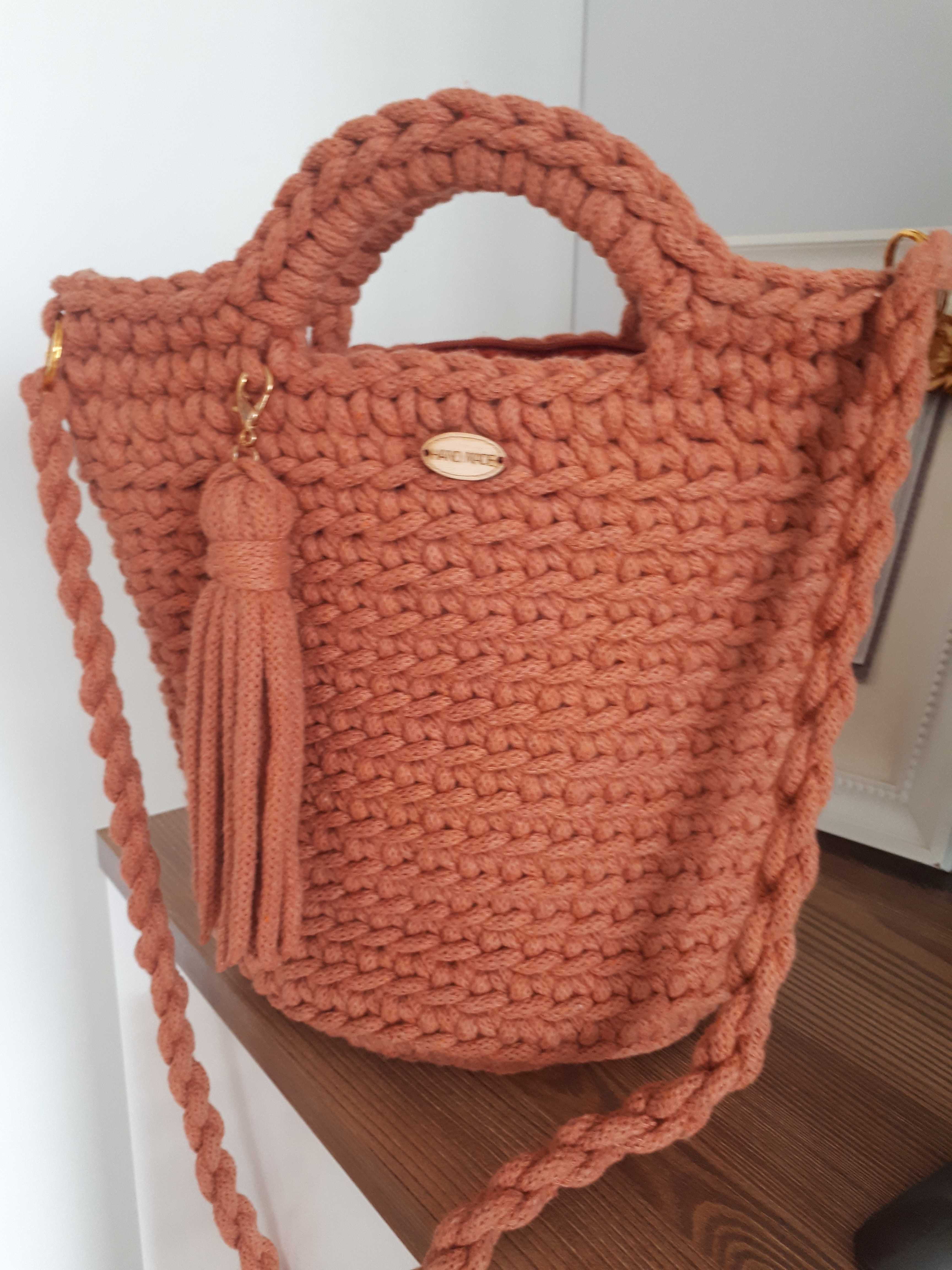 Torebka handmade  ze sznurka bawełnianego.Styl boho.