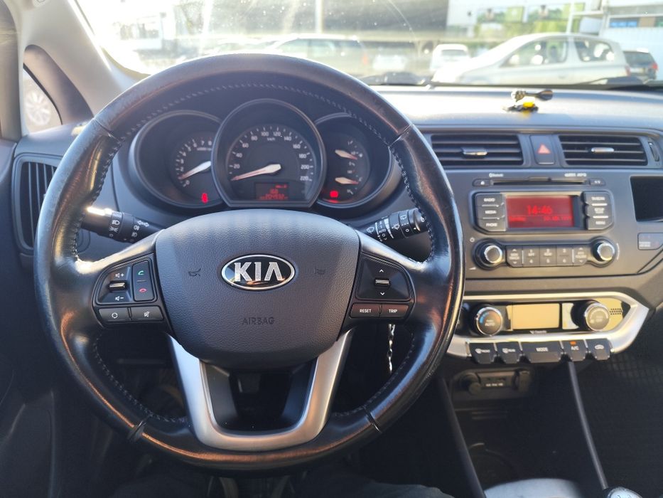 Kia Rio 1.25 CVVT 2014 • Muito Fiável • Económico • Revisão Incluída