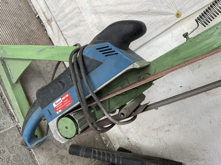 Гріндер шліфмашина