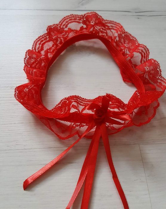 Czarna sukienka na studniówkę, sylwestra, inną okoliczność
