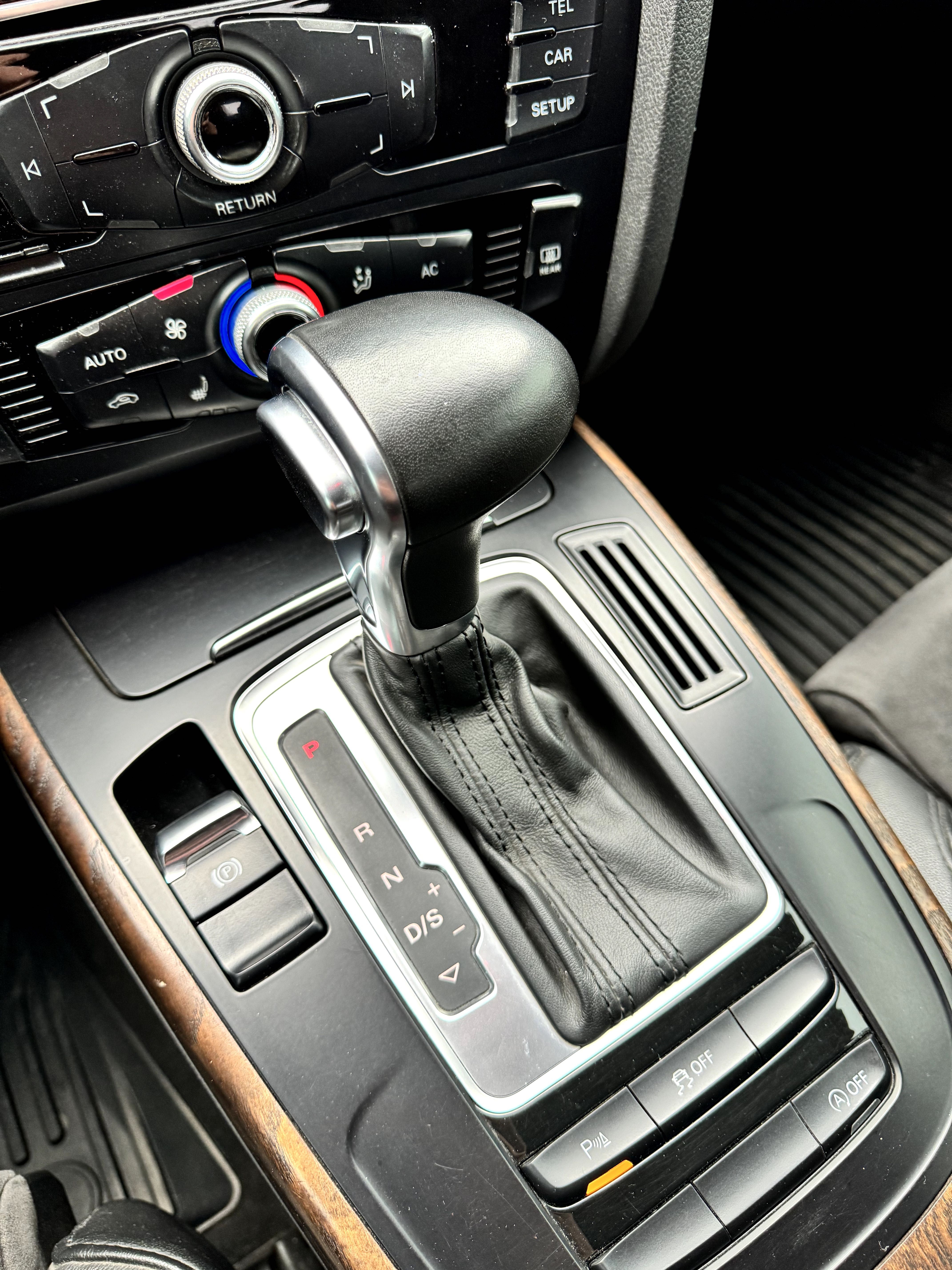 Audi A5 2012 Рік 2.0 Бензин АКПП - Розстрочка/Обмін