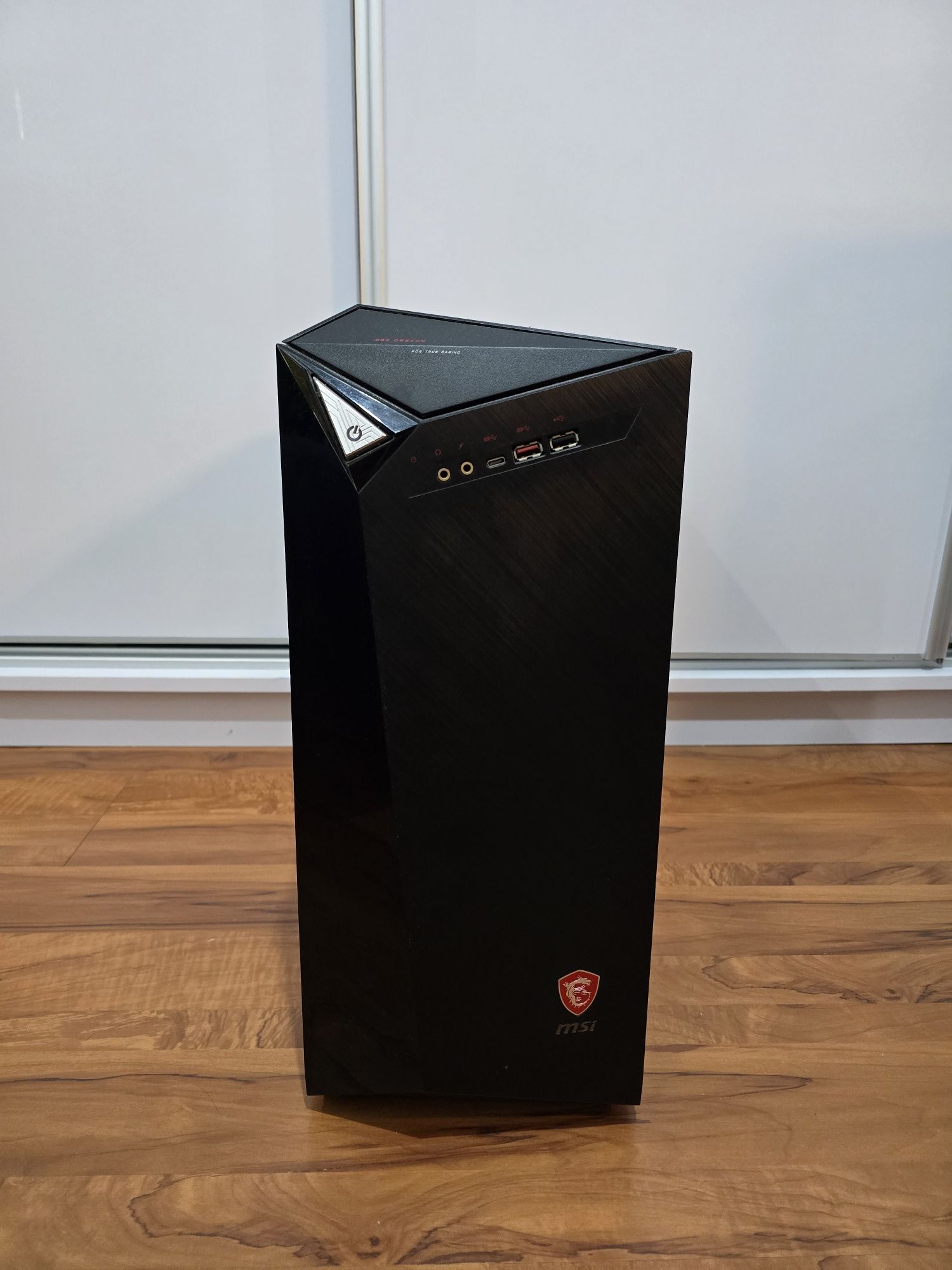 Komputer MSI Infinite