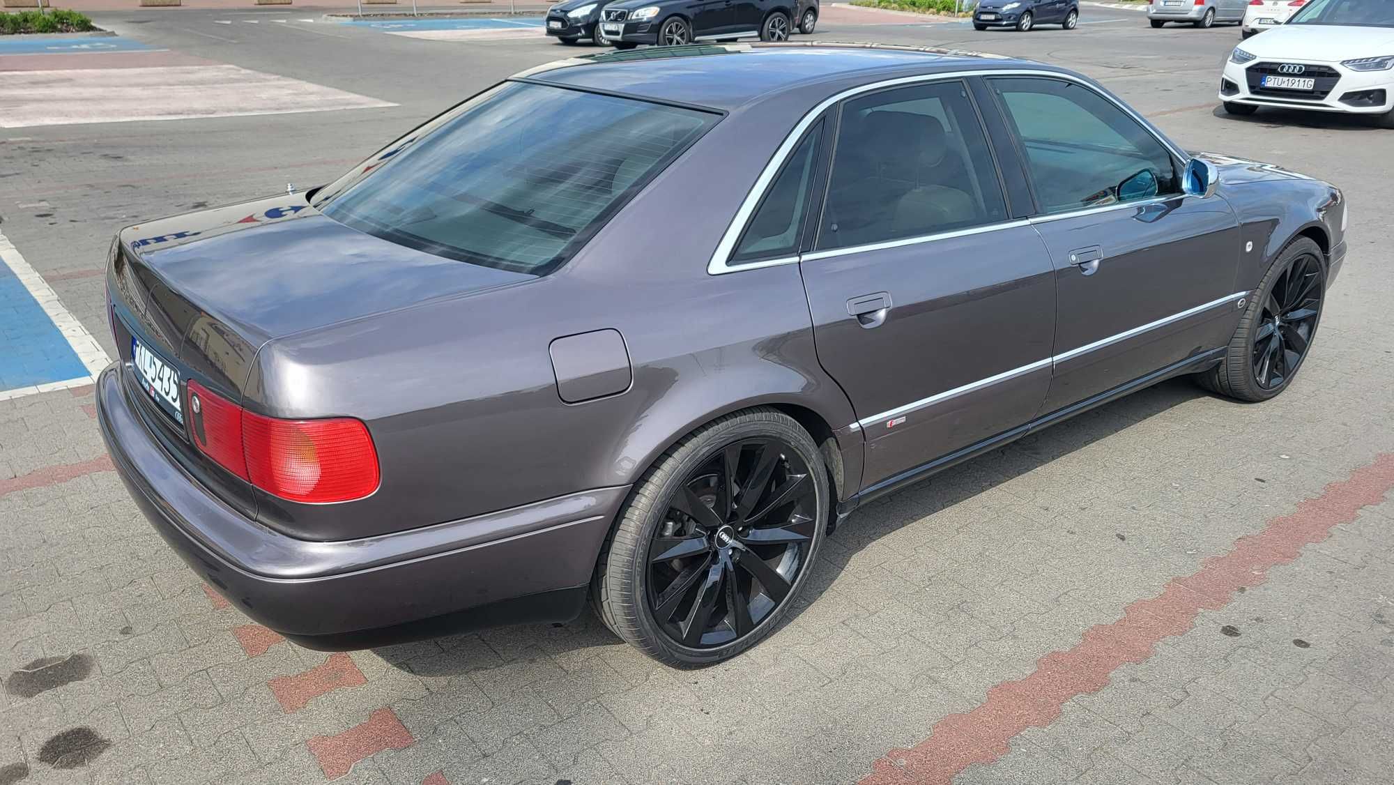 Audi A8 D2 3.7 1997r.