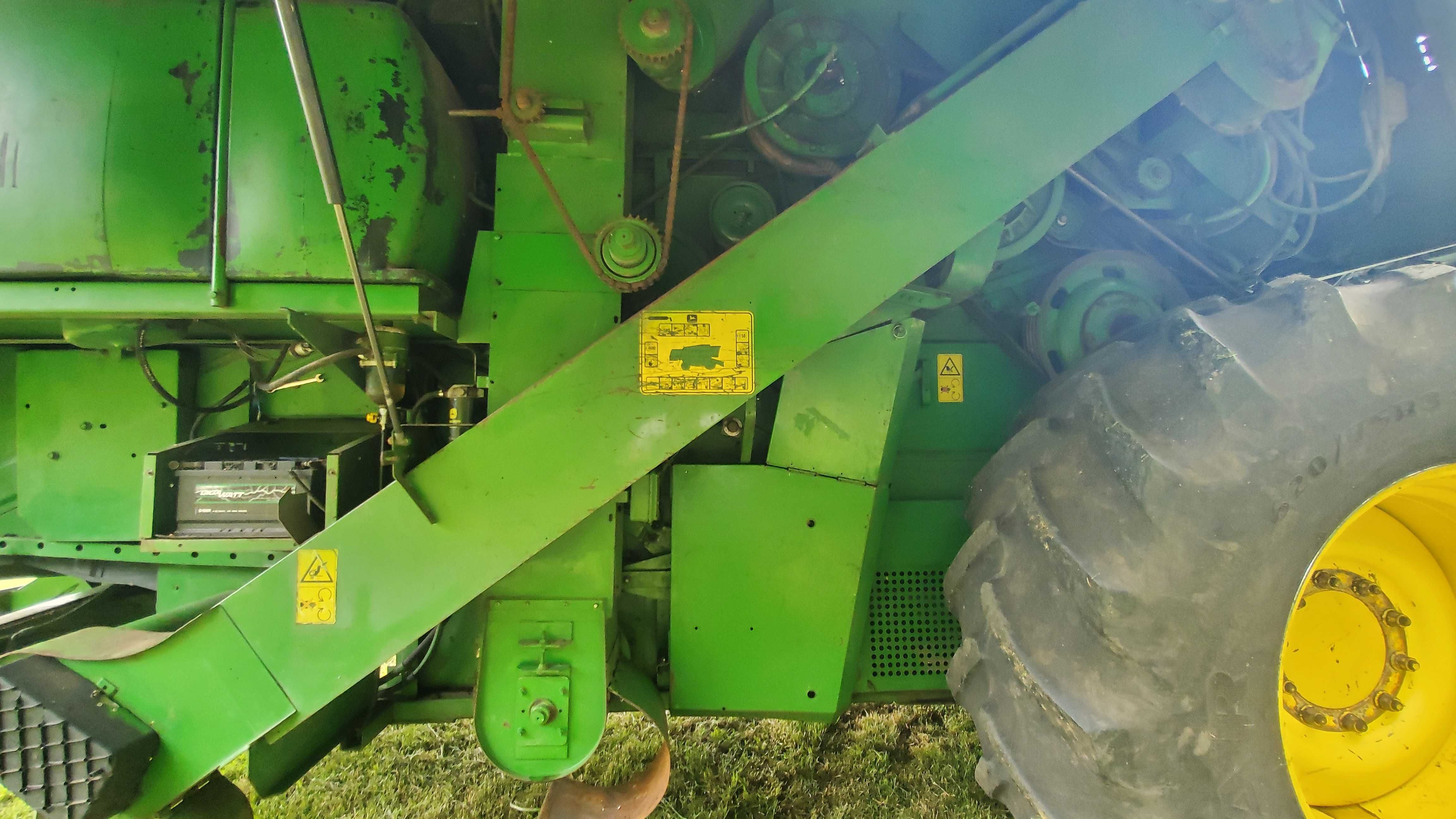 Комбайн John Deere 2266 Extra Джон Дир