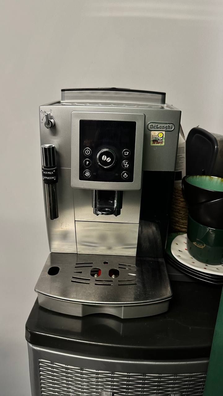 Кофемашина DeLonghi