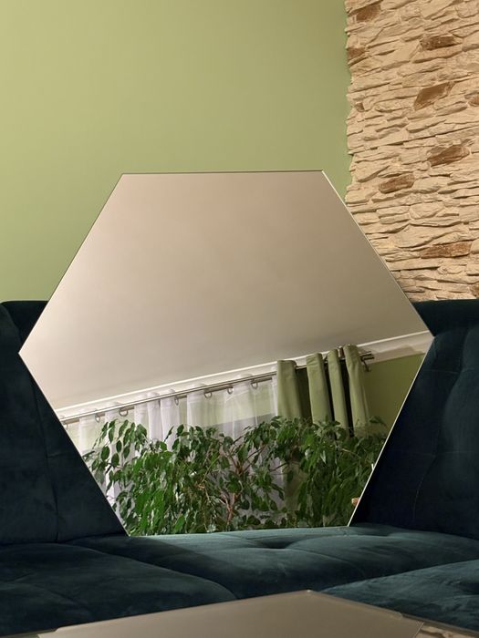 Sześciokątne lustro ścienne 68,2x77,7 cm