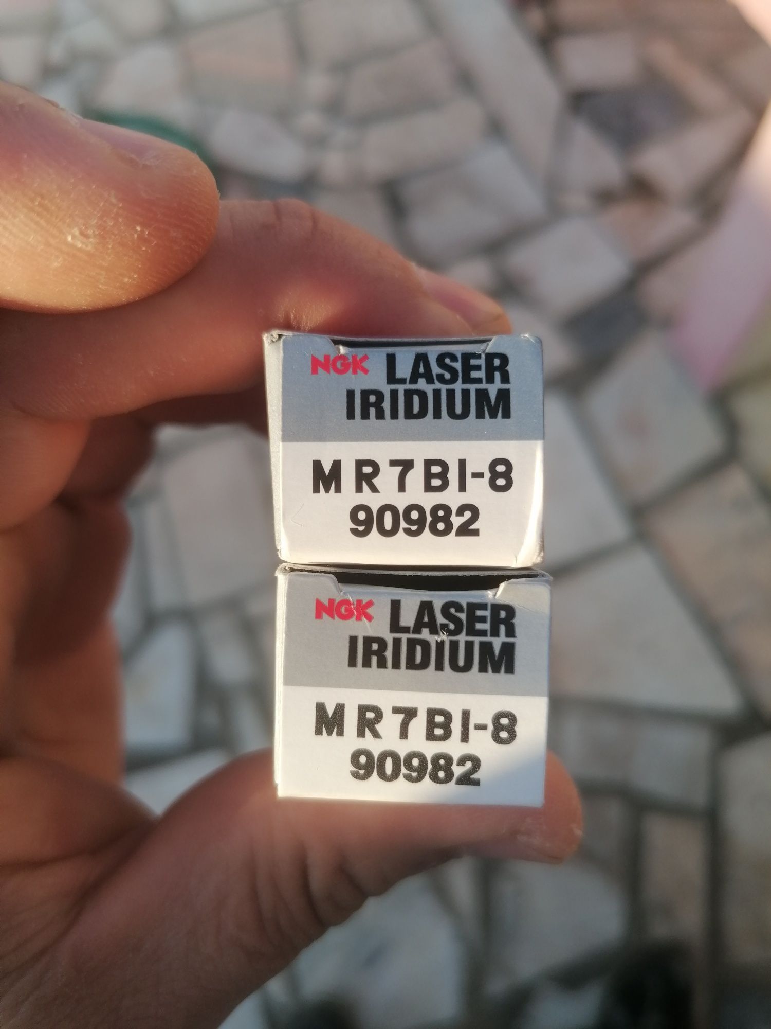 Velas NGK Iridium MR7BI-8