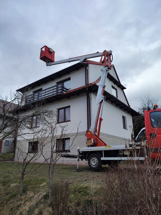 Usługi podnośnikiem koszowym wynajem zwyżki wycinka mycie 17m 26m