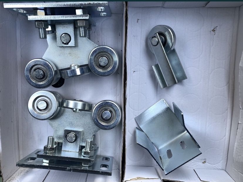 Wózki 5 Rolki 80x80 Do Bramy Przesuwnej 70x70 ZESTAW