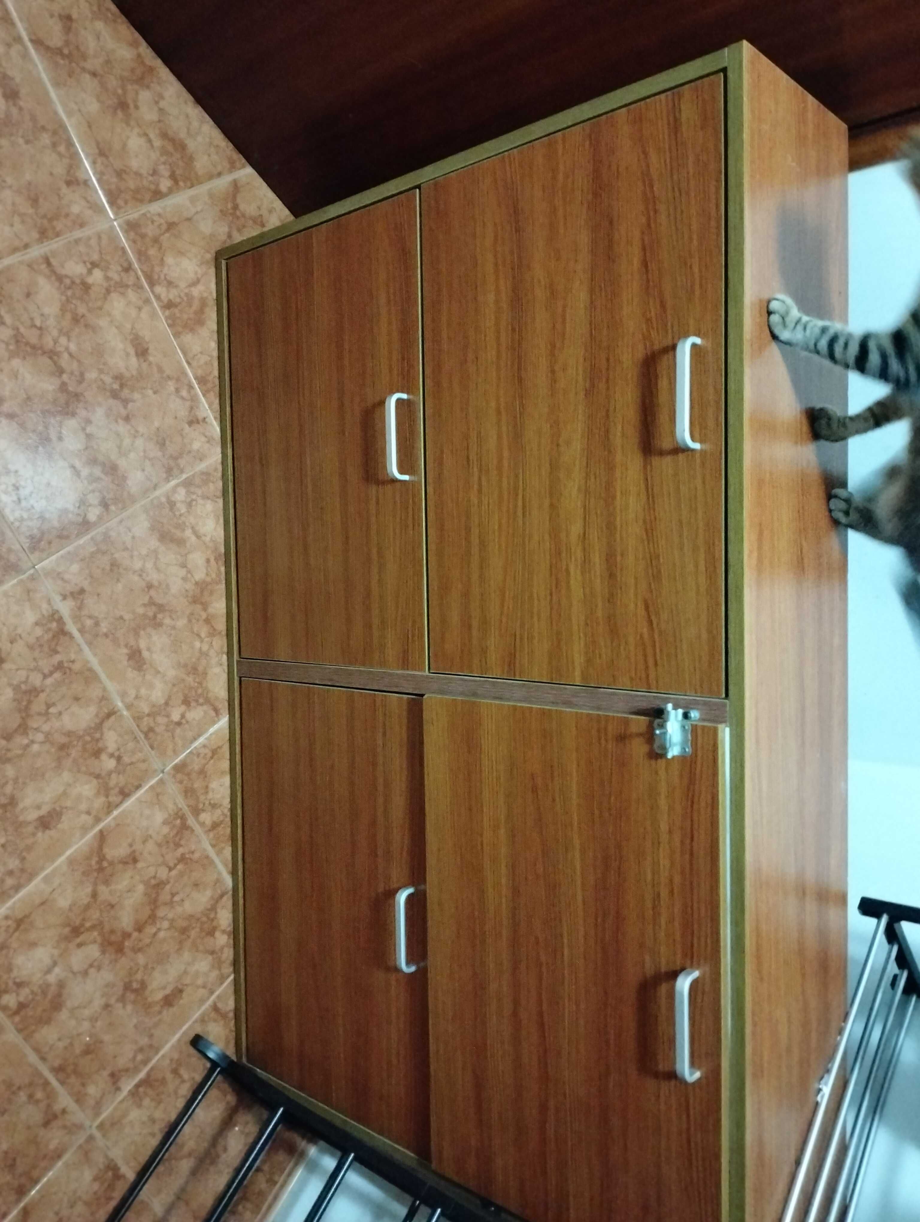 Sapateira de 4 portas