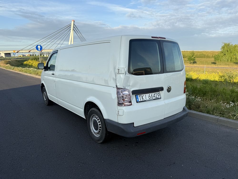 VW TRANSPORTER T5 bez rdzy  !!!