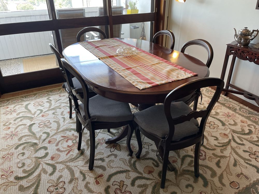 Mesa jantar e 6 cadeiras