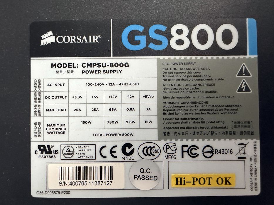 Caixa servidor com varios componentes