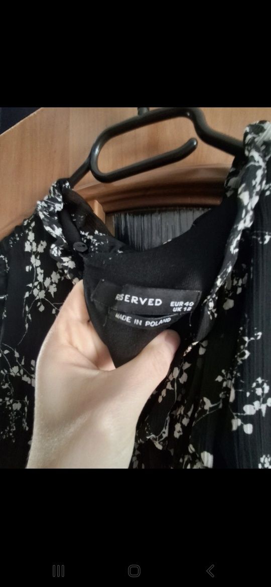 Sukienka damska l reserved