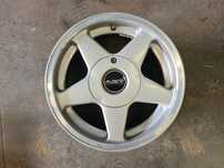 Azev A 15" 4x100 ET25 7J dekielki komplet