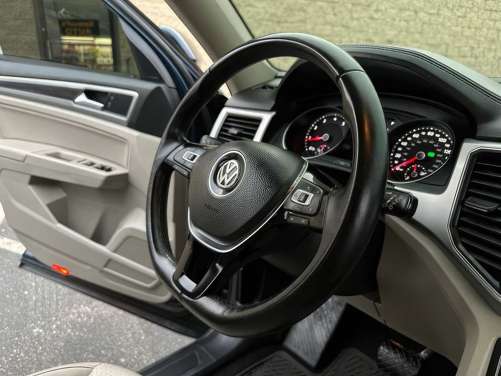 2018 Volkswagen Atlas SE