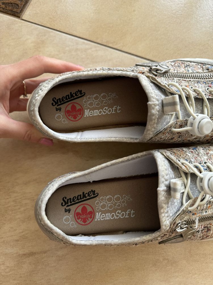 Sneakersy rieker damskie nowe 39