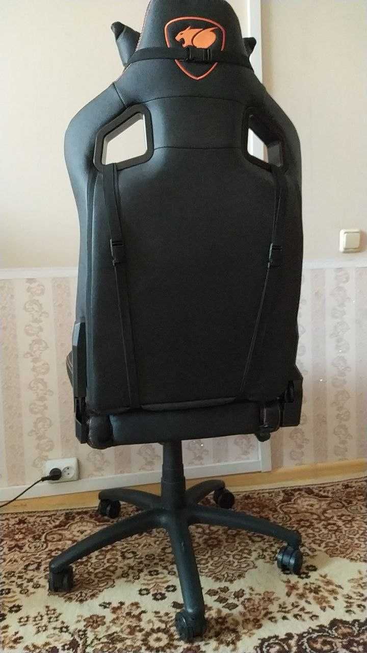 Велике крісло геймерське комп'ютерне Cougar Armor S Black
