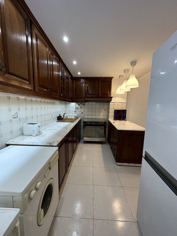 Quarto c cama casal + cama solteiro em Entroncamento