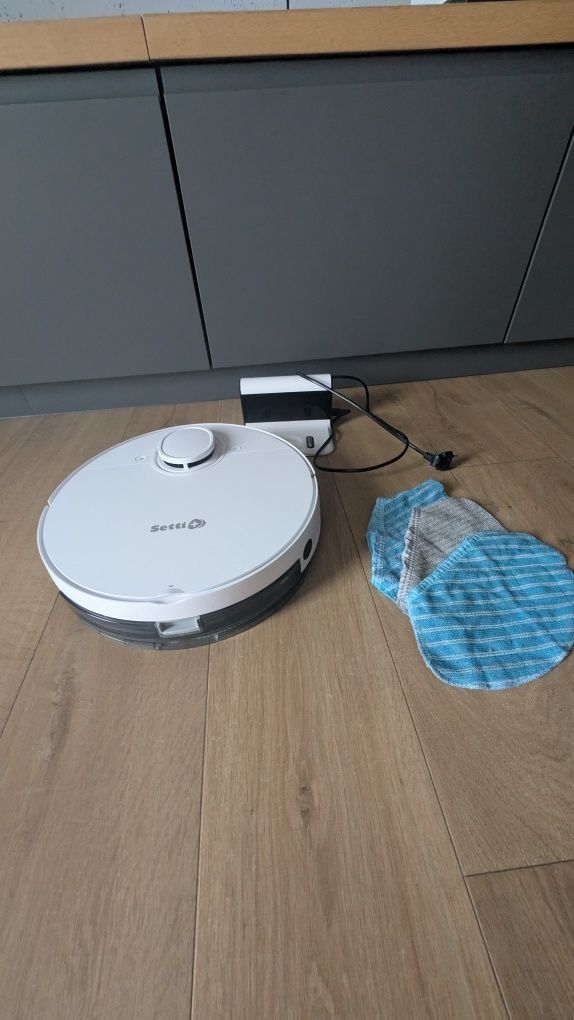 Robot sprzątający Setti+RV800