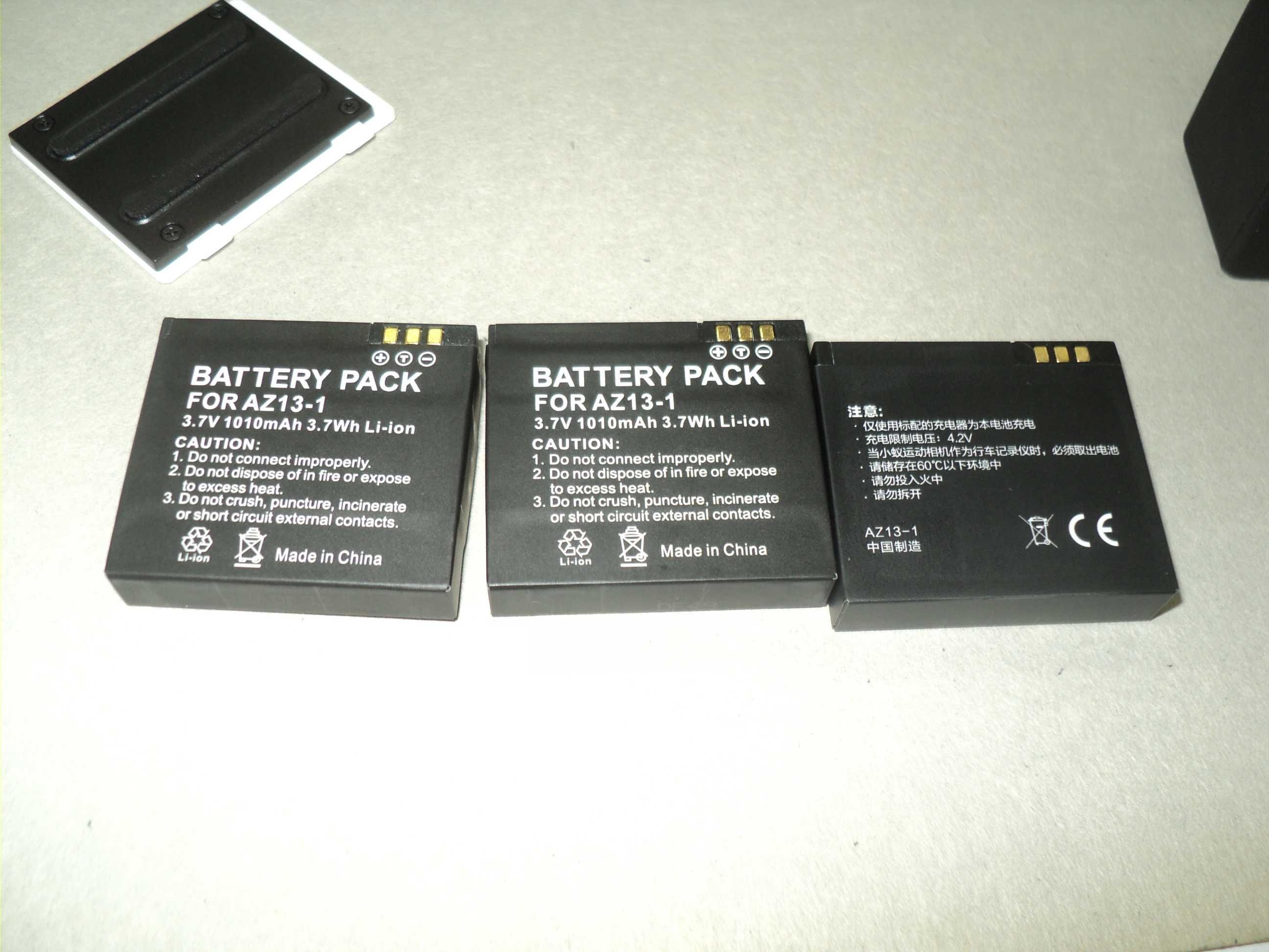 Câmara Xiaomi Yi + Acessórios (Como Novo)