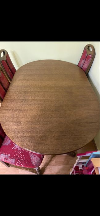 Стіл дубовий + 4 стільці (комплект)