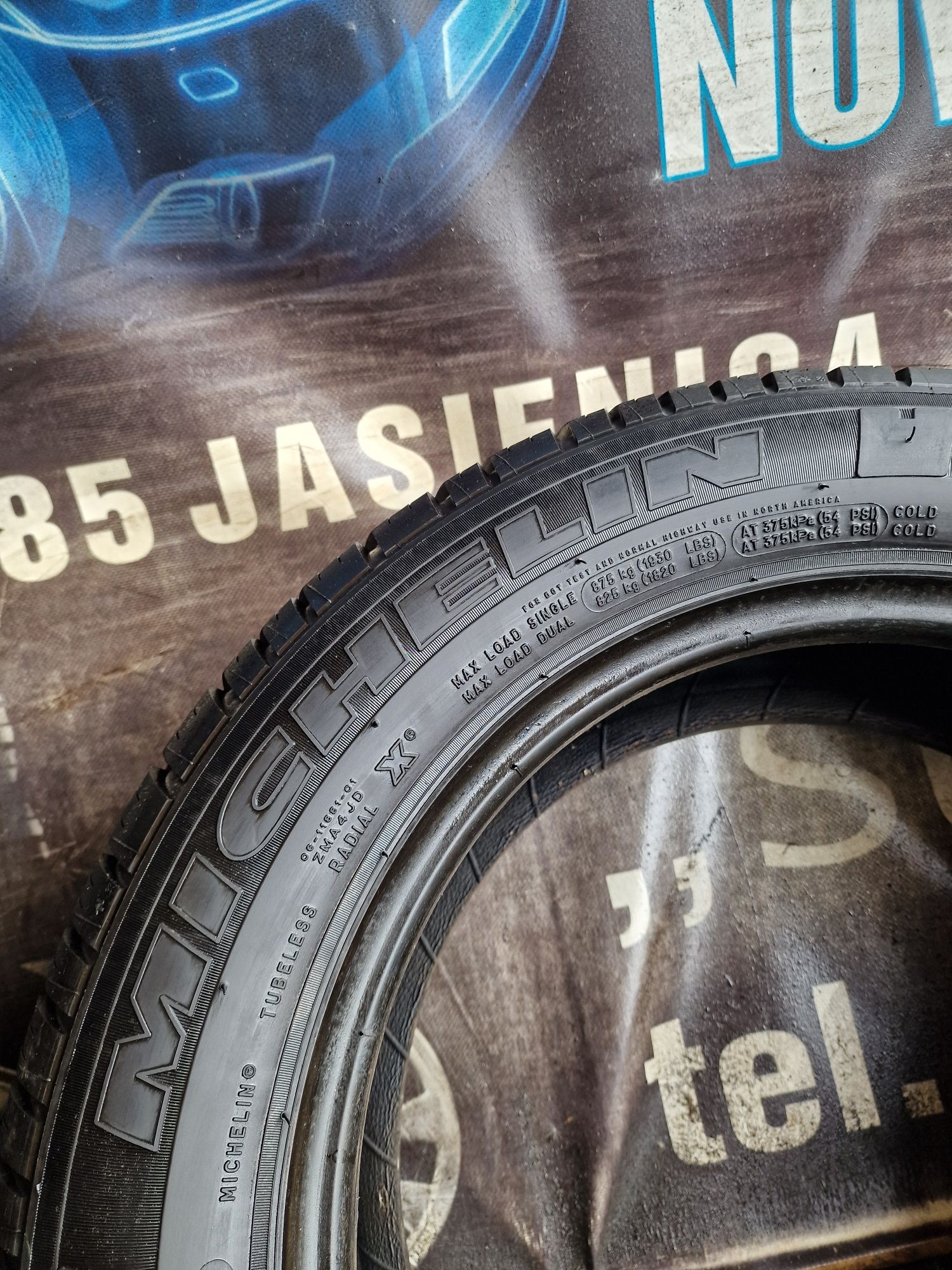 Opony letnie 215/60/16C Michelin wzmacniane Komplet 8.5mm