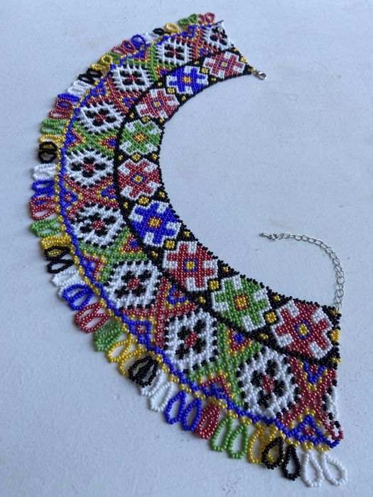 Силянка з бісеру ручної роботи