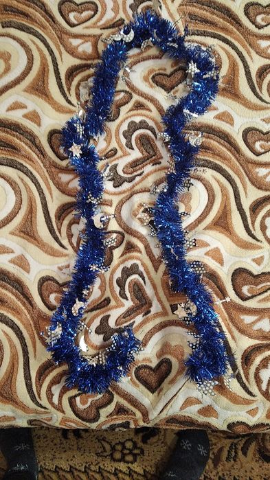 Гарний дощик на ялинку