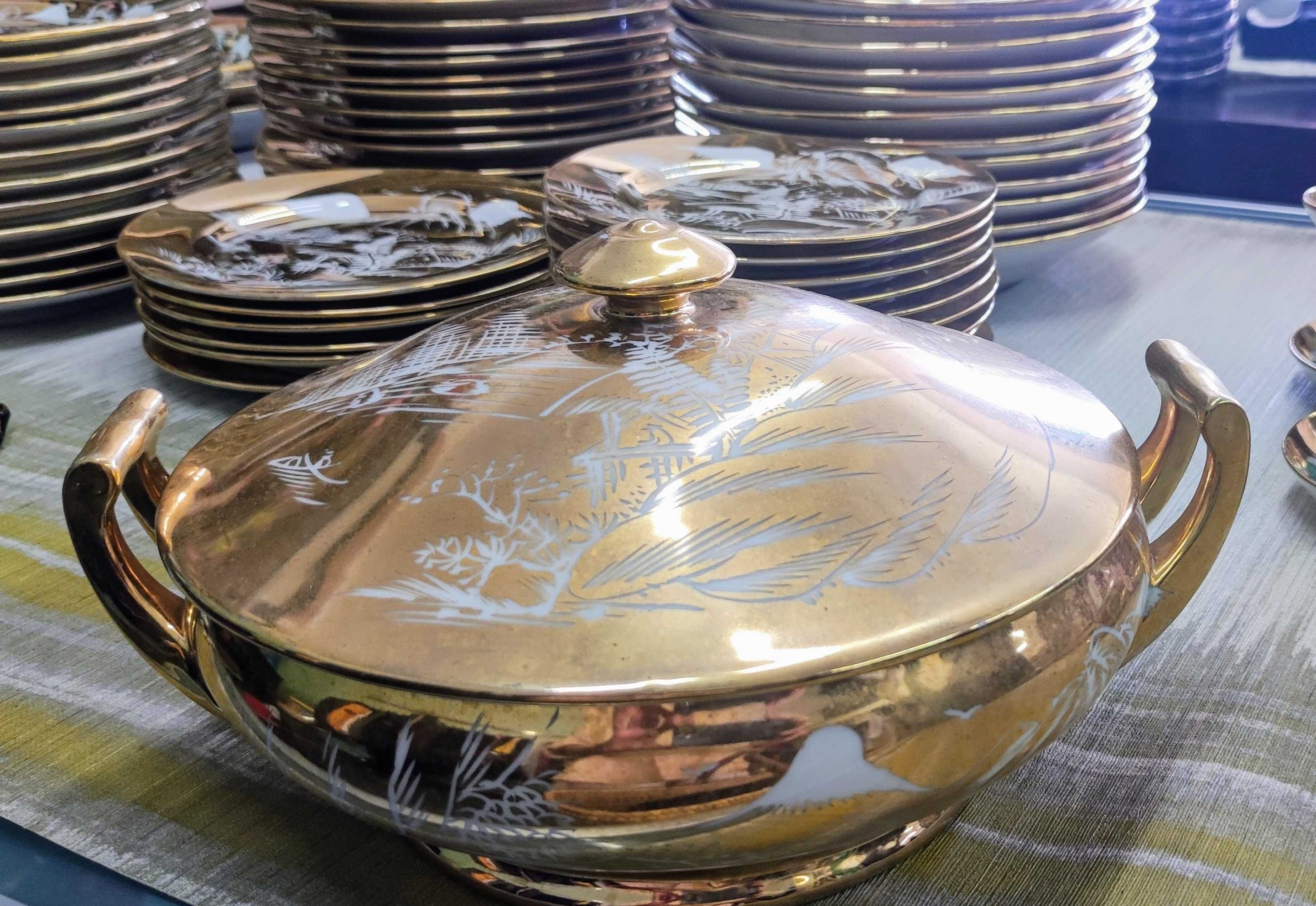 Serviço de jantar porcelana Macau século XX