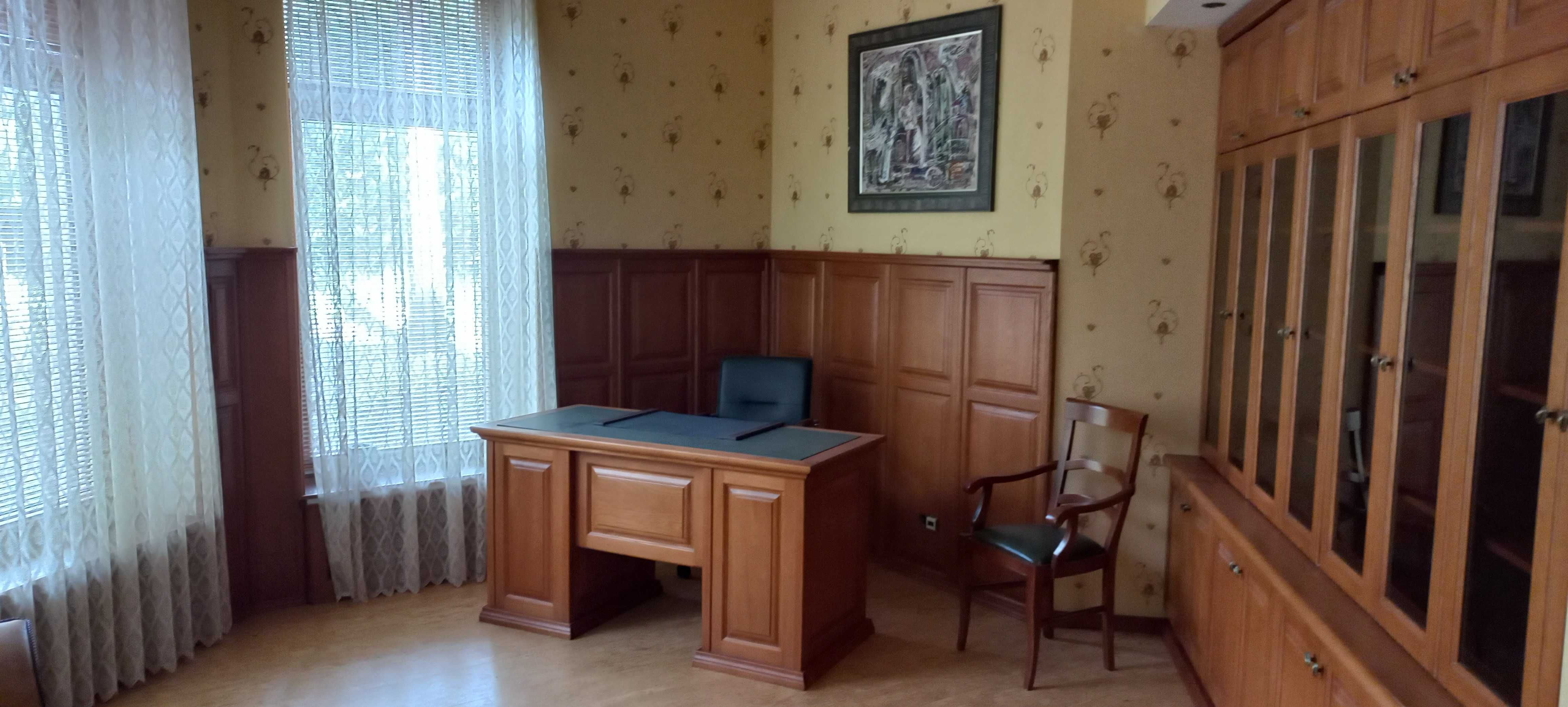 Продам домоволодіння  в с. Романків, 700 м2, 45 соток