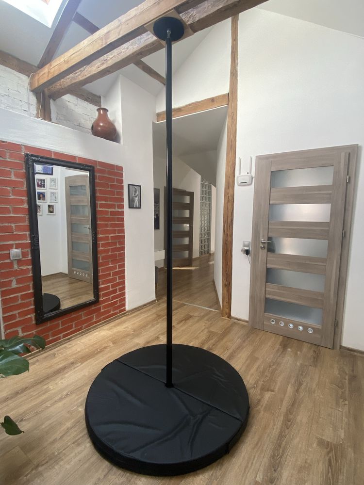 Rura do pole dance