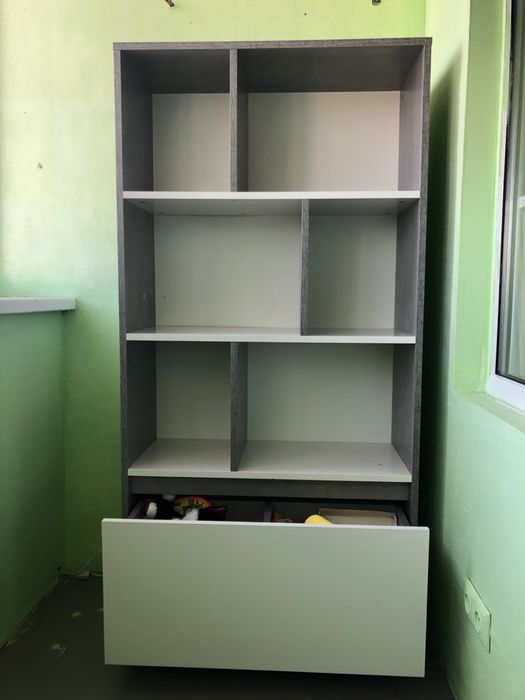Стелаж BILLUND jusk бетон/білий полиця тумба для книг