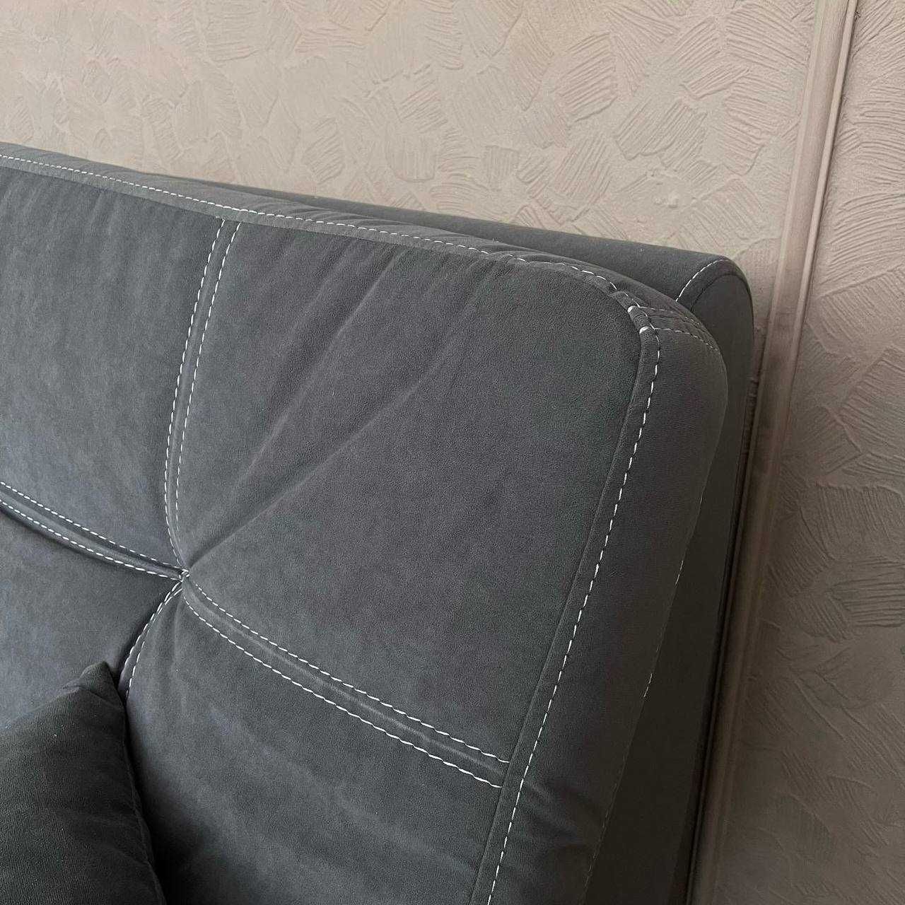 Розкладний тканинний диван з нішею