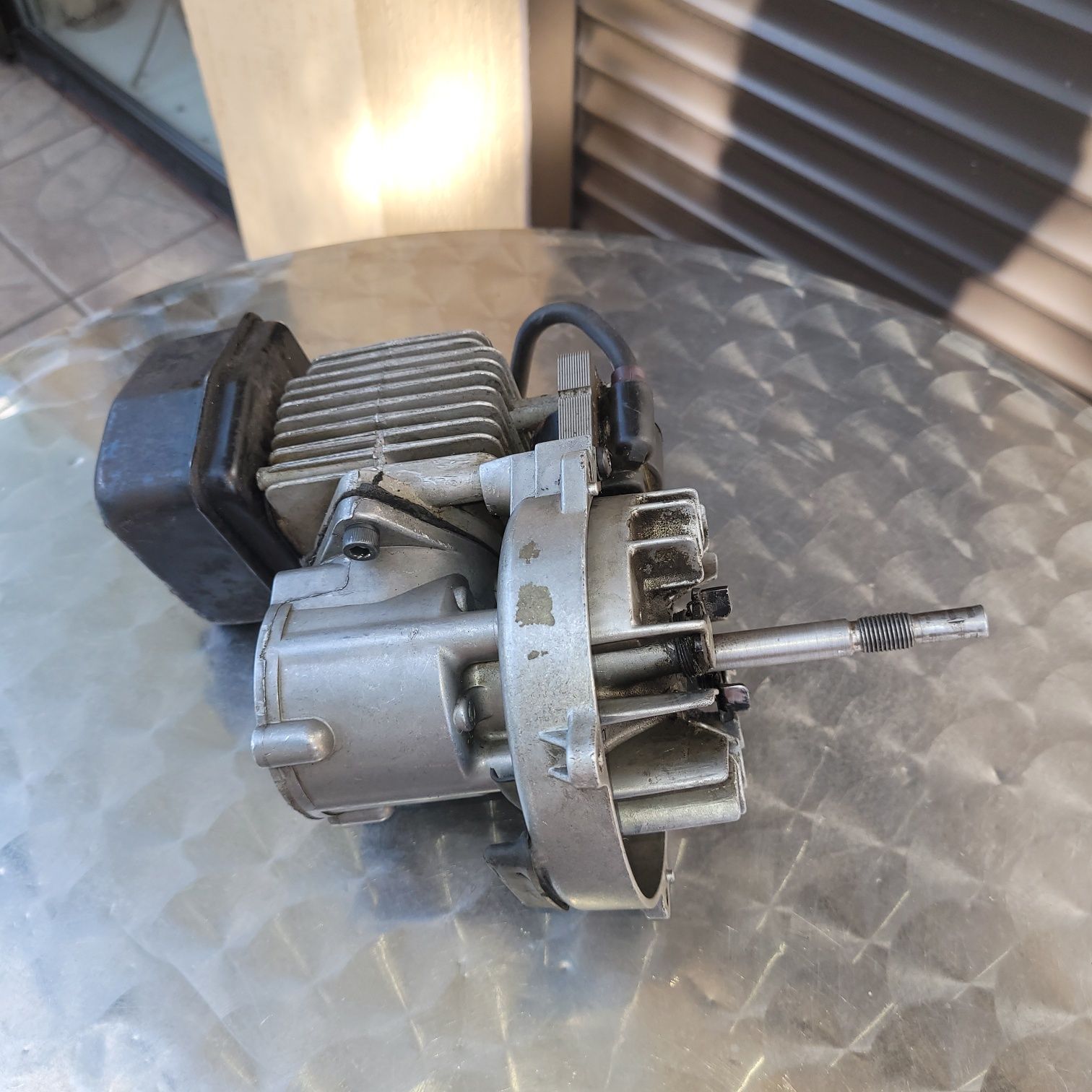 Silnik kosa IKRA BT-1045z kierownicą