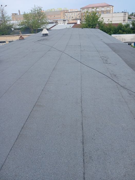 Ремонт криші. Ремонт покрівлі . Мя'кая покрівля