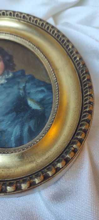 Obraz Błękitnego Chłopca w Owalnej Złoconej Ramie