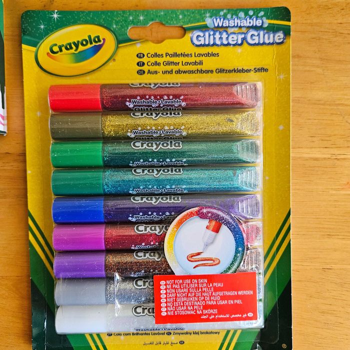 Zestaw szkolny Crayola (kredki, pisaki, kredki pastelowe itd)