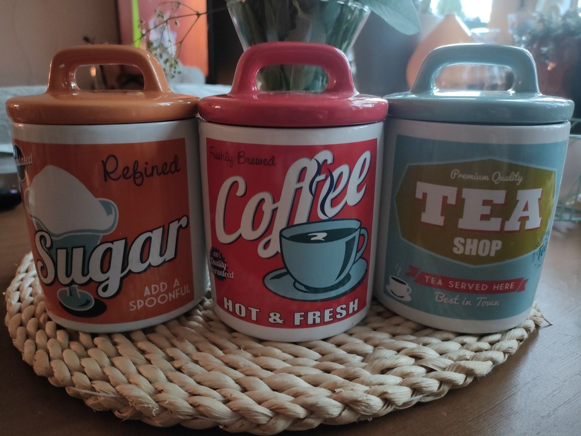 Pojemniki dekoracyjne na kawę herbatę