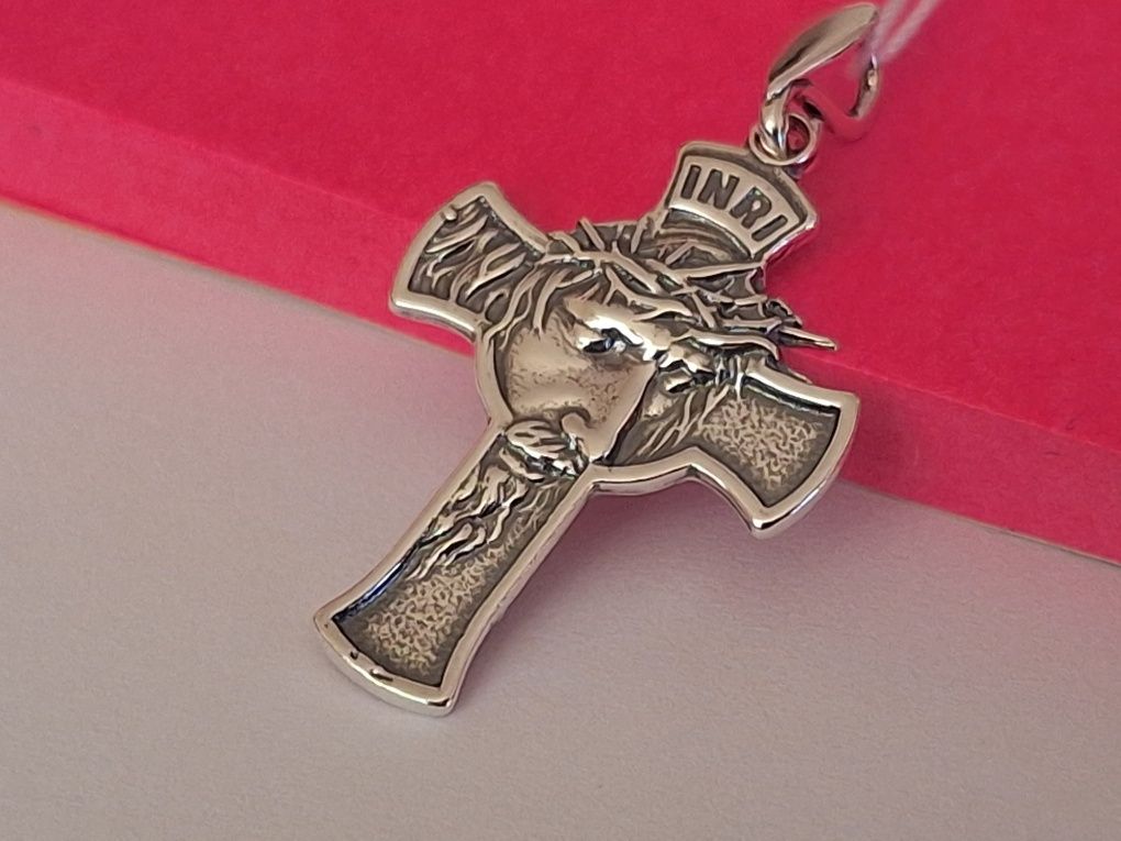 Srebrny krzyżyk pr.925