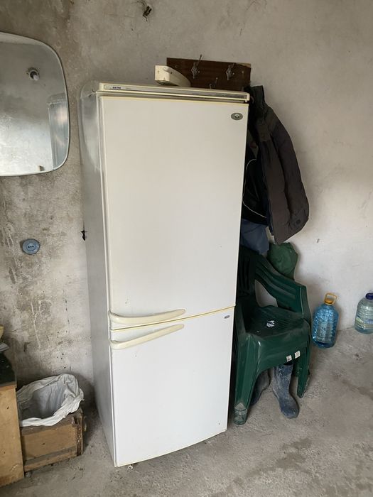 Холодильник на разбор