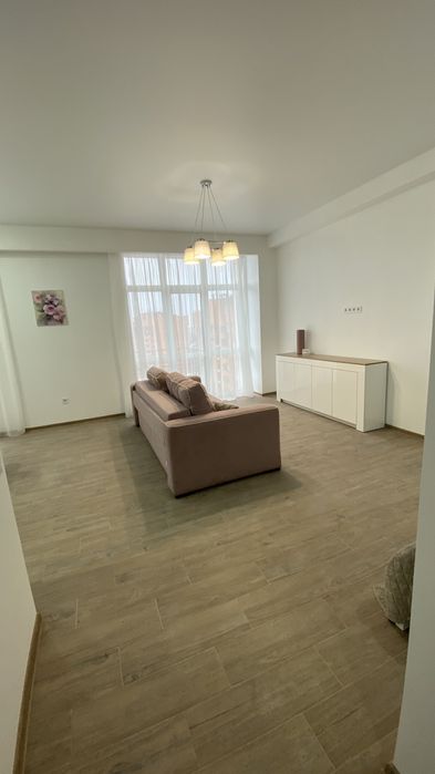 Сдам студию в центре