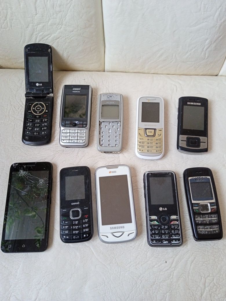 Телефоны  старые