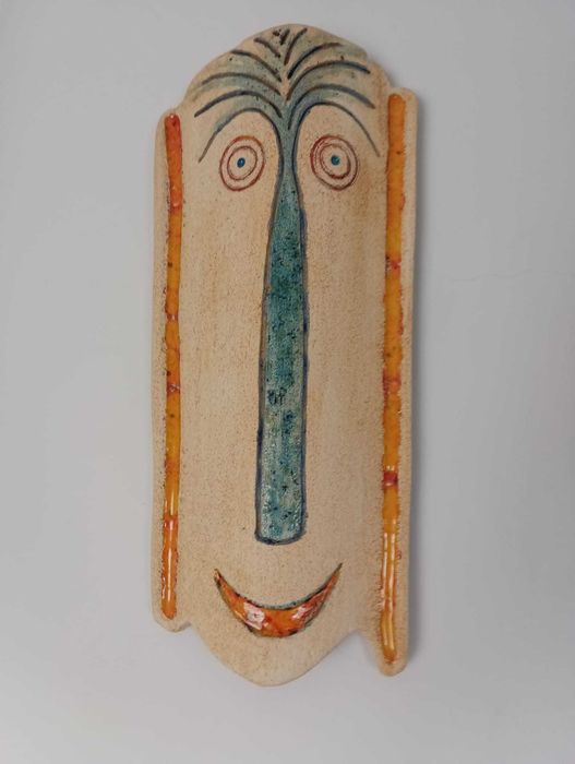 Vendo Peça de Cerâmica "Smiley" em Tons de Laranja e Azul Assinada